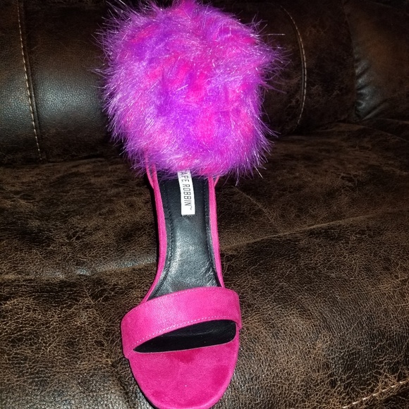 Ankle fur trimmed heel - Picture 8 of 8